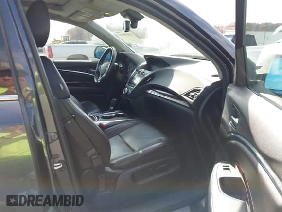 ✅ 2015 Acura MDX Technology • VIN: 5FRYD4H49FB001436 • Lot: 43699357. Listed on IAAI with 179,907 mi. Free auction sales archive from the USA and detailed vehicle history report at DreamBid. Image 5.