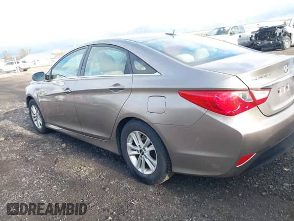 2014 Hyundai Sonata GLS with VIN 5NPEB4AC1EH914722, listed as a IAAI auction lot 43496417 with 169,829 mi miles and . Bid and sale history available at DreamBid. Image 14.