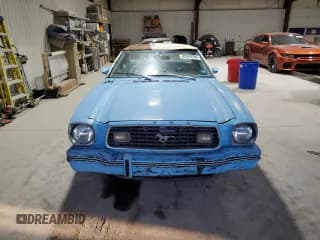 ✅ 1978 Ford Mustang • VIN: 8F02Z408085 • Lot: 82249294. Listed on Copart with 92,558 mi. Free auction sales archive from the USA and detailed vehicle history report at DreamBid. Image 5.