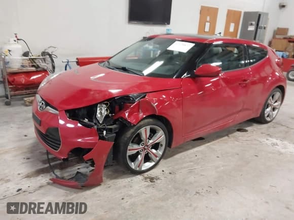 ✅ 2012 Hyundai Veloster w/Gray Int • VIN: KMHTC6AD0CU023182 • Lot: 41129872. Wystawiony na IAAI z przebiegiem 85 392 mil. Bezpłatny archiwum sprzedaży aukcyjnych z USA i szczegółowy raport historii pojazdu na DreamBid. Zdjęcie 17.