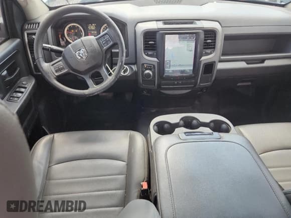 ✅ 2017 Ram 1500 Express • VIN: 1C6RR6FG4HS551060 • Лот: 82169745. Опубликован ранее на Copart с пробегом 92 713 миль. Бесплатный доступ к архиву аукционных продаж из США и подробный отчёт об истории автомобиля на DreamBid. Изображение 8.