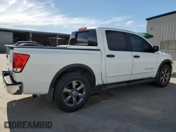 ✅ 2015 Nissan Titan SE • VIN: 1N6AA0ED5FN514397 • Лот: 58356325. Опубликован ранее на Copart с пробегом 70 102 миль. Бесплатный доступ к архиву аукционных продаж из США и подробный отчёт об истории автомобиля на DreamBid. Изображение 3.
