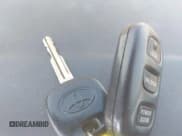 ✅ 2000 Toyota Sienna LE • VIN: 4T3ZF13CXYU190625 • Lot: 43615804. Listed on IAAI with 175,330 mi. Free auction sales archive from the USA and detailed vehicle history report at DreamBid. Image 11.