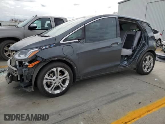 2020 Chevrolet Bolt EV LT z VIN 1G1FY6S08L4113414, wystawiony jako Copart lot #45658174 z przebiegiem 62 466 mil mil oraz . Historia ofert i sprzedaży dostępna na DreamBid. Obrazek 1.