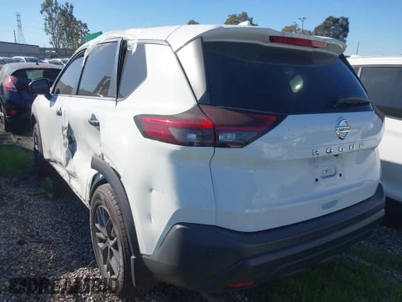 ✅ 2021 Nissan Rogue S • VIN: 5N1AT3AA0MC697254 • Lot: 43763621. Listed on IAAI with 67,432 mi. Free auction sales archive from the USA and detailed vehicle history report at DreamBid. Image 3.