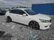 2014 Honda Accord Sport z VIN 1HGCR2F50EA207105, wystawiony jako Copart lot #84563375 z przebiegiem 211 814 mil mil oraz Szkoda całkowita • Salvage title. Historia ofert i sprzedaży dostępna na DreamBid. Obrazek 4.