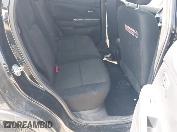 ✅ 2016 Mitsubishi Outlander ES • VIN: JA4AP3AU6GZ032504 • Lot: 42937817. Listed on IAAI with 95,997 mi. Free auction sales archive from the USA and detailed vehicle history report at DreamBid. Image 8.