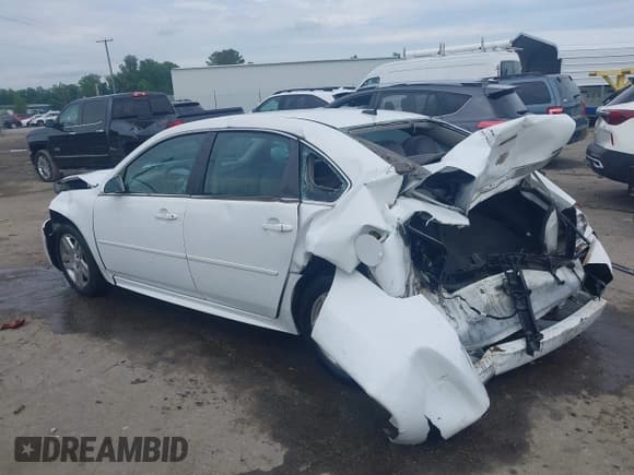 ✅ 2011 Chevrolet Impala LT Fleet • VIN: 2G1WG5EK6B1305726 • Lot: 42378895. Listed on IAAI with 111,344 mi. Free auction sales archive from the USA and detailed vehicle history report at DreamBid. Image 3.