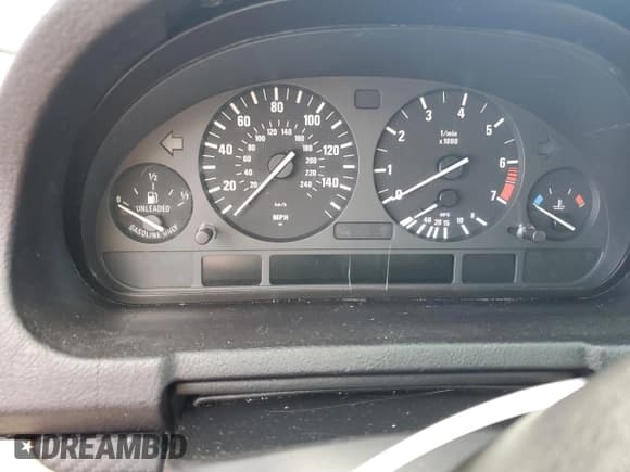 ✅ 2003 BMW X5 3.0i • VIN: 5UXFA535X3LV99650 • Lot: 71518375. Wystawiony na Copart z przebiegiem Nie podano. Bezpłatny archiwum sprzedaży aukcyjnych z USA i szczegółowy raport historii pojazdu na DreamBid. Zdjęcie 9.