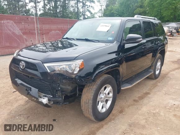 ✅ 2019 Toyota 4Runner SR5 • VIN: JTEBU5JR2K5676586 • Lot: 42070642. Listed on IAAI with 144,039 mi. Free auction sales archive from the USA and detailed vehicle history report at DreamBid. Image 6.