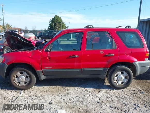 ✅ 2002 Ford Escape XLS Value • VIN: 1FMYU01B72KA52039 • Lot: 43695766. Wystawiony na IAAI z przebiegiem 161 405 mil. Bezpłatny archiwum sprzedaży aukcyjnych z USA i szczegółowy raport historii pojazdu na DreamBid. Zdjęcie 13.