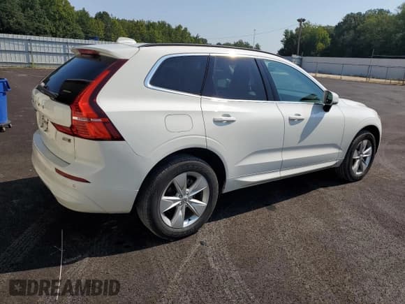 ✅ 2022 Volvo XC60 Momentum • VIN: YV4L12RK4N1032538 • Lot: 69063405. Listed on Copart with 169,708 mi. Free auction sales archive from the USA and detailed vehicle history report at DreamBid. Image 3.