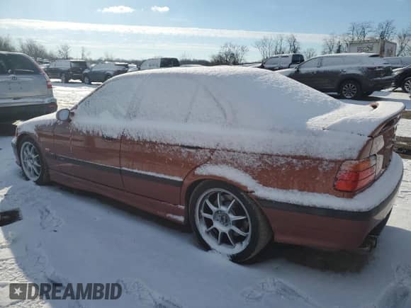 1997 BMW 3 Series M3s z VIN WBSCD9329VEE06884, wystawiony jako Copart lot #89144195 z przebiegiem 168 494 mil mil oraz Czysty tytuł • Clean title. Historia ofert i sprzedaży dostępna na DreamBid. Obrazek 2.