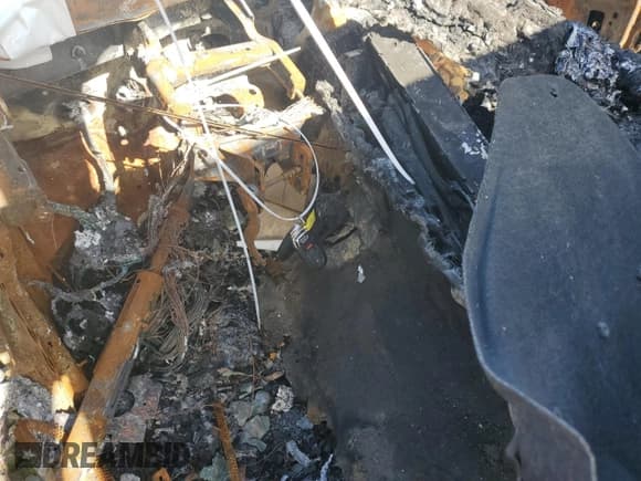 ✅ 2012 Audi A6 Premium • VIN: WAUFGAFC6CN041086 • Lot: 83999174. Listed on Copart with Not provided. Free auction sales archive from the USA and detailed vehicle history report at DreamBid. Image 7.