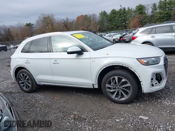 ✅ 2022 Audi Q5 S line Premium • VIN: WA1GAAFY9N2032157 • Lot: 43680482. Wystawiony na IAAI z przebiegiem 53 334 mil. Bezpłatny archiwum sprzedaży aukcyjnych z USA i szczegółowy raport historii pojazdu na DreamBid. Zdjęcie 13.