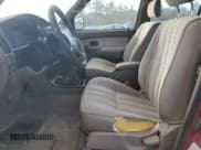 ✅ 1998 Toyota 4Runner • VIN: JT3HM84RXW0030036 • Лот: 79971434. Опубликован ранее на Copart с пробегом 390 286 миль. Бесплатный доступ к архиву аукционных продаж из США и подробный отчёт об истории автомобиля на DreamBid. Изображение 7.