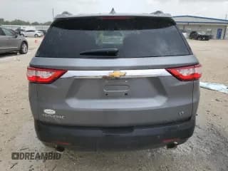 ✅ 2019 Chevrolet Traverse LT Cloth • VIN: 1GNERGKW3KJ307799 • Lot: 61985824. Wystawiony na Copart z przebiegiem 142 882 mil. Bezpłatny archiwum sprzedaży aukcyjnych z USA i szczegółowy raport historii pojazdu na DreamBid. Zdjęcie 6.