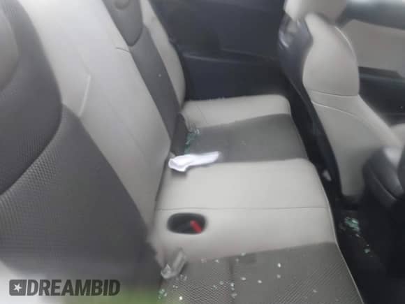 2014 Hyundai Genesis Coupe R-Spec with VIN KMHHT6KD8EU114093, listed as a IAAI auction lot 41261121 with 51,172 mi miles and . Bid and sale history available at DreamBid. Image 8.