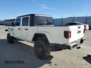 ✅ 2021 Jeep Gladiator Willys • VIN: 1C6HJTAG6ML565992 • Лот: 91303275. Опубликован ранее на Copart с пробегом 27 904 миль. Бесплатный доступ к архиву аукционных продаж из США и подробный отчёт об истории автомобиля на DreamBid. Изображение 2.