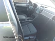 ✅ 2018 Volkswagen Atlas S • VIN: 1V2AP2CA1JC598419 • Lot: 43695668. Listed on IAAI with 77,828 mi. Free auction sales archive from the USA and detailed vehicle history report at DreamBid. Image 5.