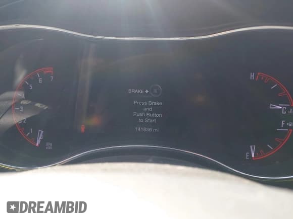 ✅ 2018 Dodge Durango SXT • VIN: 1C4RDHAG4JC160078 • Lot: 43168811. Listed on IAAI with 141,836 mi. Free auction sales archive from the USA and detailed vehicle history report at DreamBid. Image 7.