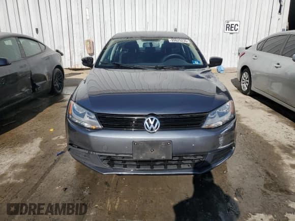 ✅ 2011 Volkswagen Jetta • VIN: 3VW2K7AJXBM019459 • Лот: 89625235. Опубликован ранее на Copart с пробегом 95 000 миль. Бесплатный доступ к архиву аукционных продаж из США и подробный отчёт об истории автомобиля на DreamBid. Изображение 5.