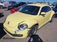✅ 2013 Volkswagen Beetle 2.5L • VIN: 3VWJP7AT8DM617745 • Lot: 43493323. Wystawiony na IAAI z przebiegiem 118 418 mil. Bezpłatny archiwum sprzedaży aukcyjnych z USA i szczegółowy raport historii pojazdu na DreamBid. Zdjęcie 17.