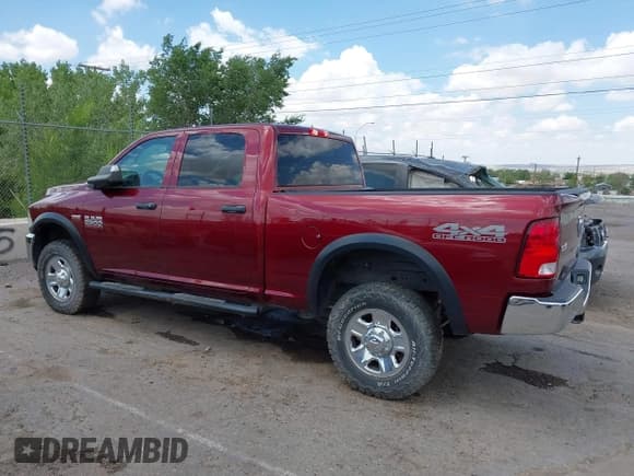✅ 2018 Ram 2500 Tradesman • VIN: 3C6UR5CJ6JG381673 • Lot: 42625712. Listed on IAAI with 131,207 mi. Free auction sales archive from the USA and detailed vehicle history report at DreamBid. Image 14.