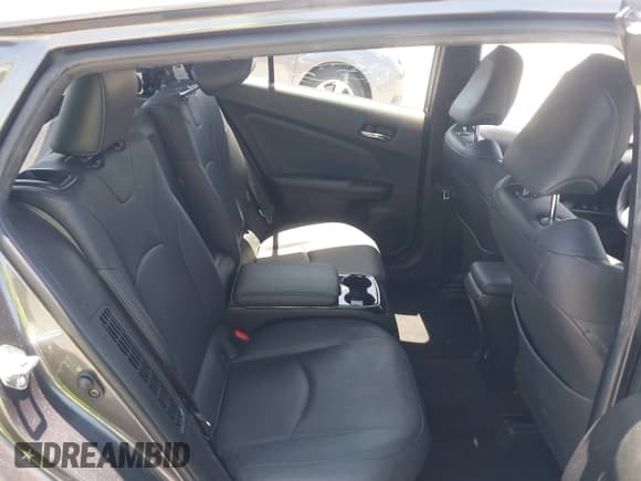 ✅ 2017 Toyota Prius Plus • VIN: JTDKARFP3H3046950 • Lot: 42594221. Listed on IAAI with 120,408 mi. Free auction sales archive from the USA and detailed vehicle history report at DreamBid. Image 8.