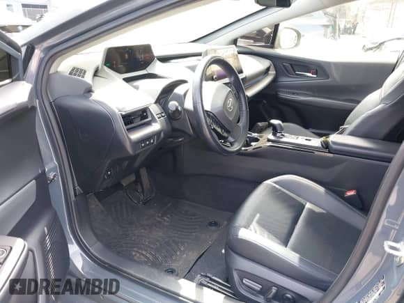 2023 Toyota Prius LE z VIN JTDACAAUXP3006206, wystawiony jako IAAI lot #42047362 z przebiegiem 36 206 mil mil oraz . Historia ofert i sprzedaży dostępna na DreamBid. Obrazek 18.