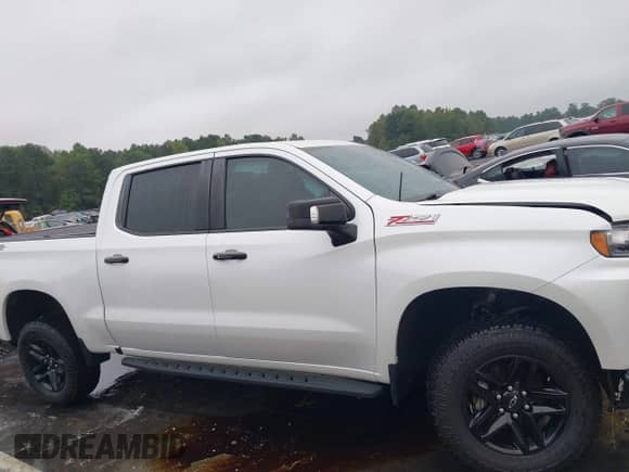 ✅ 2021 Chevrolet Silverado 1500 LT Trail Boss • VIN: 3GCPYFEL9MG134648 • Лот: 43336675. Опубликован ранее на IAAI с пробегом 94 531 миль. Бесплатный доступ к архиву аукционных продаж из США и подробный отчёт об истории автомобиля на DreamBid. Изображение 14.