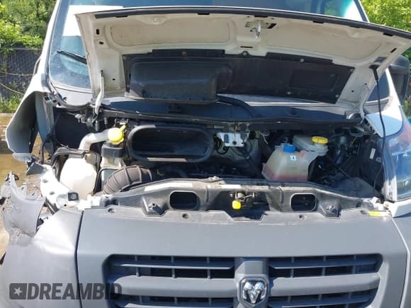 ✅ 2016 Ram ProMaster Cargo • VIN: 3C6TRVAGXGE132994 • Lot: 42539575. Wystawiony na IAAI z przebiegiem 137 233 mil. Bezpłatny archiwum sprzedaży aukcyjnych z USA i szczegółowy raport historii pojazdu na DreamBid. Zdjęcie 10.