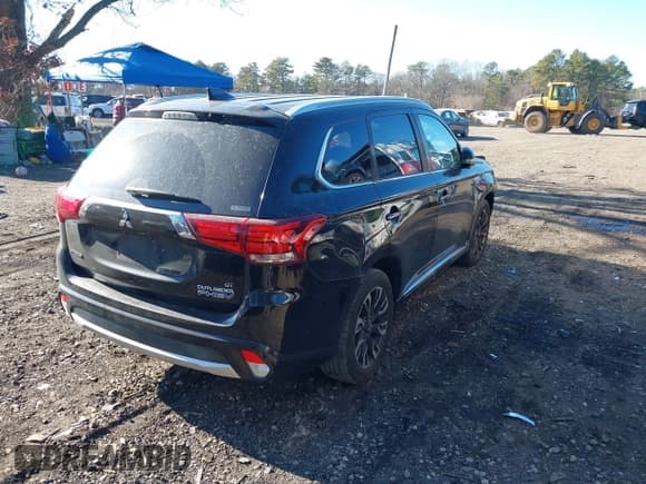 ✅ 2018 Mitsubishi Outlander SEL • VIN: JA4J24A56JZ040509 • Лот: 41293973. Опубликован ранее на IAAI с пробегом 150 753 миль. Бесплатный доступ к архиву аукционных продаж из США и подробный отчёт об истории автомобиля на DreamBid. Изображение 4.