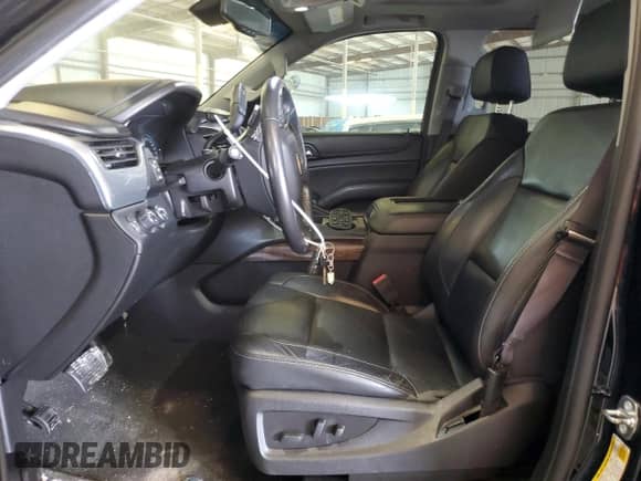 2017 Chevrolet Suburban LT с VIN 1GNSKHKCXHR401207, выставлен на аукционе Copart как лот 70295825 с пробегом 117 672 миль миль и Чистый • Clean title. История ставок и продаж доступна на DreamBid. Изображение 7.