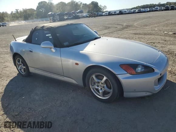 ✅ 2002 Honda S2000 • VIN: JHMAP114X2T007366 • Lot: 84370215. Listed on Copart with 138,263 mi. Free auction sales archive from the USA and detailed vehicle history report at DreamBid. Image 4.