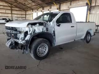 2022 Chevrolet Silverado 1500 Work Truck z VIN 3GCNWAEK7NG199555, wystawiony jako Copart lot #82338004 z przebiegiem 34 176 mil mil oraz Szkoda całkowita • Salvage title. Historia ofert i sprzedaży dostępna na DreamBid. Obrazek 1.
