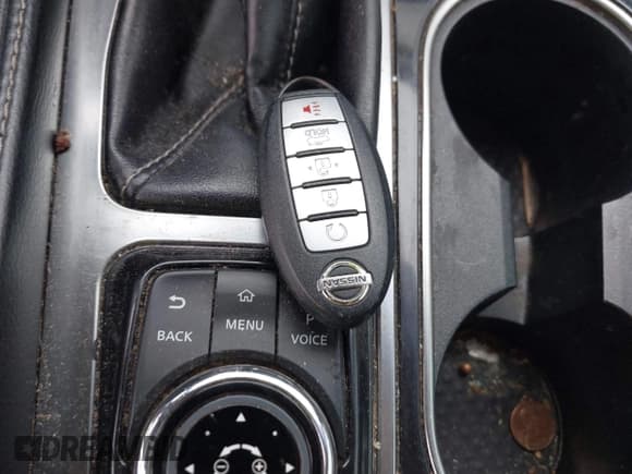 ✅ 2016 Nissan Maxima SL • VIN: 1N4AA6AP2GC423595 • Lot: 41490962. Wystawiony na IAAI z przebiegiem 192 727 mil. Bezpłatny archiwum sprzedaży aukcyjnych z USA i szczegółowy raport historii pojazdu na DreamBid. Zdjęcie 11.