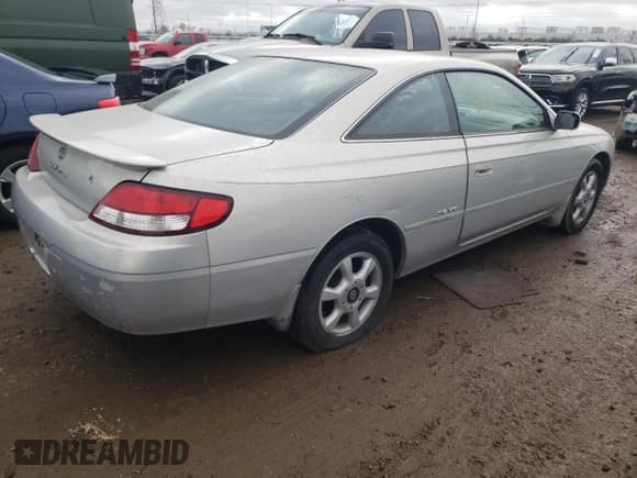 ✅ 2001 Toyota Solara SE • VIN: 2T1CF22P91C481956 • Lot: 77325353. Listed on Copart with 176,271 mi. Free auction sales archive from the USA and detailed vehicle history report at DreamBid. Image 3.