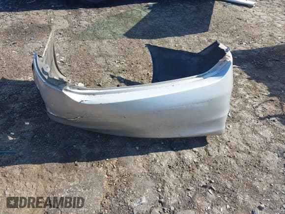 ✅ 2012 Nissan Versa SV • VIN: 3N1CN7AP9CL908895 • Лот: 42852127. Опубликован ранее на IAAI с пробегом 180 891 миль. Бесплатный доступ к архиву аукционных продаж из США и подробный отчёт об истории автомобиля на DreamBid. Изображение 11.