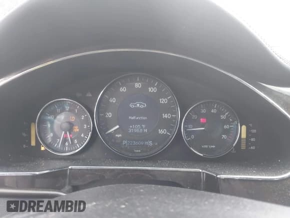 ✅ 2007 Mercedes-Benz CLS 550 • VIN: WDDDJ72X57A083291 • Lot: 42839486. Listed on IAAI with 223,609 mi. Free auction sales archive from the USA and detailed vehicle history report at DreamBid. Image 7.