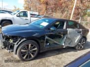 ✅ 2022 Polestar 2 • VIN: LPSED3KA9NL057894 • Lot: 43555814. Wystawiony na IAAI z przebiegiem 21 865 mil. Bezpłatny archiwum sprzedaży aukcyjnych z USA i szczegółowy raport historii pojazdu na DreamBid. Zdjęcie 15.