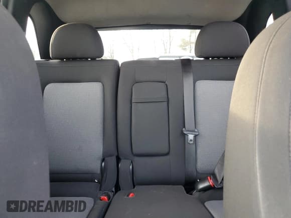 ✅ 2014 Chevrolet Captiva Sport LS • VIN: 3GNAL2EK8ES591445 • Lot: 46458615. Wystawiony na Copart z przebiegiem 150 444 mil. Bezpłatny archiwum sprzedaży aukcyjnych z USA i szczegółowy raport historii pojazdu na DreamBid. Zdjęcie 10.