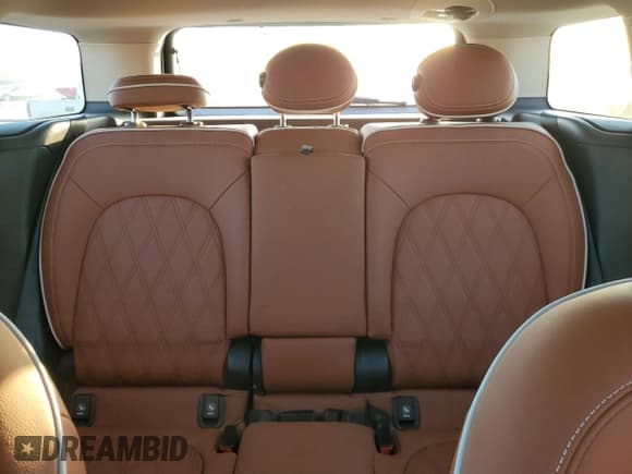 ✅ 2024 MINI Countryman Cooper S • VIN: WMZ53BR01R3R59169 • Lot: 70445234. Listed on Copart with 5,641 mi. Free auction sales archive from the USA and detailed vehicle history report at DreamBid. Image 10.