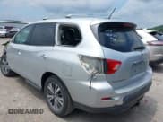 ✅ 2018 Nissan Pathfinder SV • VIN: 5N1DR2MM8JC650965 • Лот: 42673823. Опубликован ранее на IAAI с пробегом 113 611 миль. Бесплатный доступ к архиву аукционных продаж из США и подробный отчёт об истории автомобиля на DreamBid. Изображение 3.