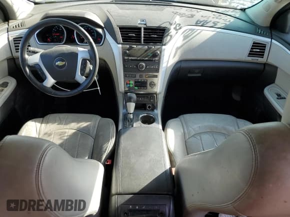 ✅ 2012 Chevrolet Traverse LTZ • VIN: 1GNKRLED8CJ283488 • Lot: 71430304. Wystawiony na Copart z przebiegiem 125 996 mil. Bezpłatny archiwum sprzedaży aukcyjnych z USA i szczegółowy raport historii pojazdu na DreamBid. Zdjęcie 8.