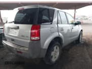 ✅ 2004 Saturn VUE V6 • VIN: 5GZCZ63424S842142 • Lot: 41562303. Wystawiony na IAAI z przebiegiem 178 745 mil. Bezpłatny archiwum sprzedaży aukcyjnych z USA i szczegółowy raport historii pojazdu na DreamBid. Zdjęcie 4.
