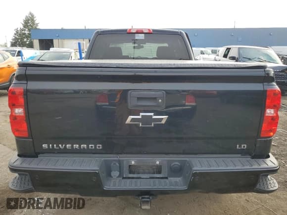 ✅ 2019 Chevrolet Silverado 1500 LT • VIN: 2GCVKPEC1K1199661 • Lot: 71623334. Wystawiony na Copart z przebiegiem 75 386 mil. Bezpłatny archiwum sprzedaży aukcyjnych z USA i szczegółowy raport historii pojazdu na DreamBid. Zdjęcie 6.