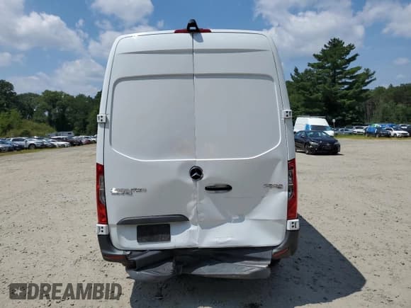 ✅ 2023 Mercedes-Benz Sprinter Cargo • VIN: W1Y40BHYXPT146045 • Лот: 65783765. Опубликован ранее на Copart с пробегом 50 460 миль. Бесплатный доступ к архиву аукционных продаж из США и подробный отчёт об истории автомобиля на DreamBid. Изображение 6.