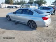 ✅ 2017 BMW 3 Series 330e • VIN: WBA8E1C31HA029655 • Lot: 43720229. Listed on IAAI with 96,416 mi. Free auction sales archive from the USA and detailed vehicle history report at DreamBid. Image 3.