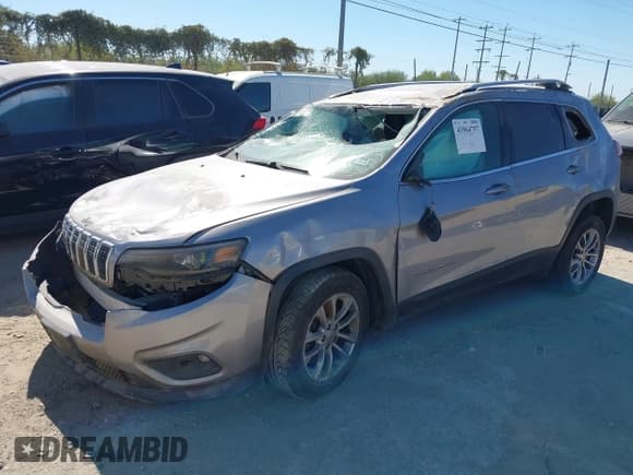 ✅ 2019 Jeep Cherokee Latitude Plus • VIN: 1C4PJLLB1KD160703 • Lot: 43564757. Wystawiony na IAAI z przebiegiem 60 991 mil. Bezpłatny archiwum sprzedaży aukcyjnych z USA i szczegółowy raport historii pojazdu na DreamBid. Zdjęcie 2.